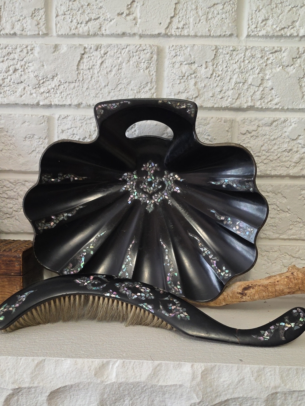 Vtg 1900 France Black Papier Mache Fan-Shaped Dustpan and Brush Set Inlay Abalon